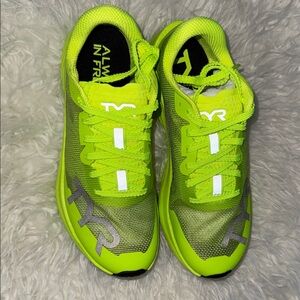 TYR Valkyrie Elite Carbon Running Sneakers